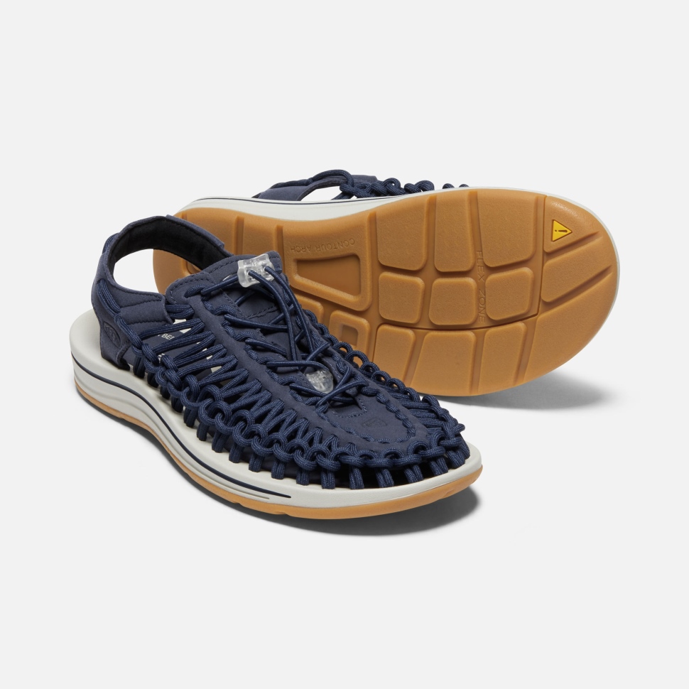 Black Iris-black Iris Uneek Scharf