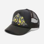 Scharfer Schwarzer Facettierter Mtn Hut